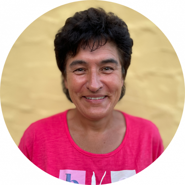 Porträtbild Claudia Kausler